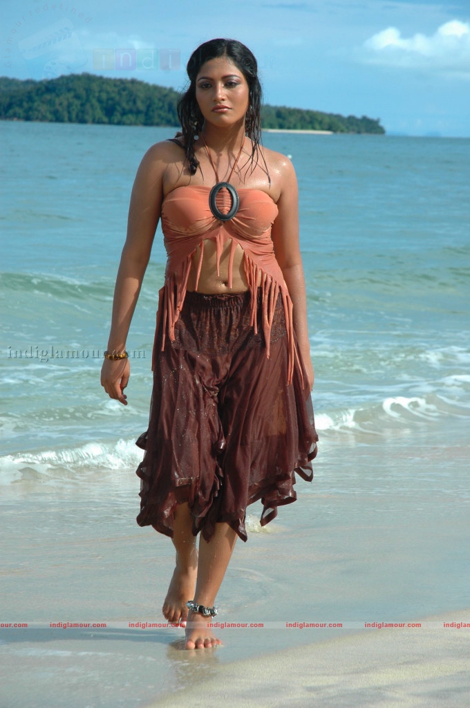 Gayatri Actress hd photo