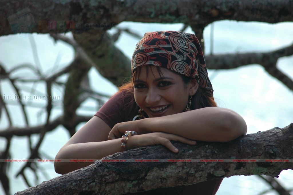 Gayatri Actress hd photo