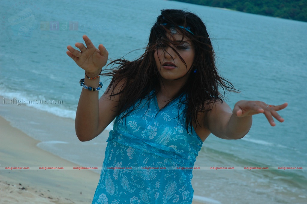 Gayatri Actress hd photo