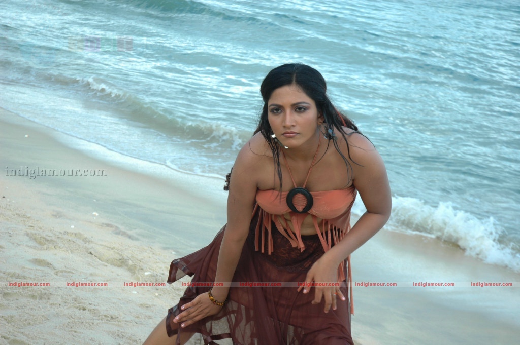 Gayatri Actress hd photo
