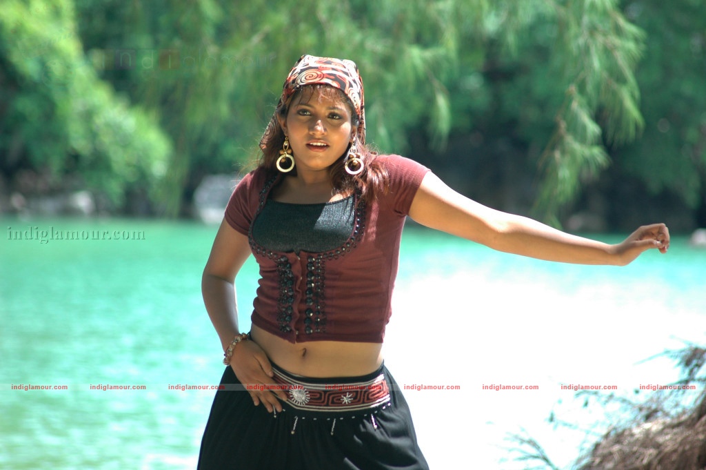 Gayatri Actress hd photo
