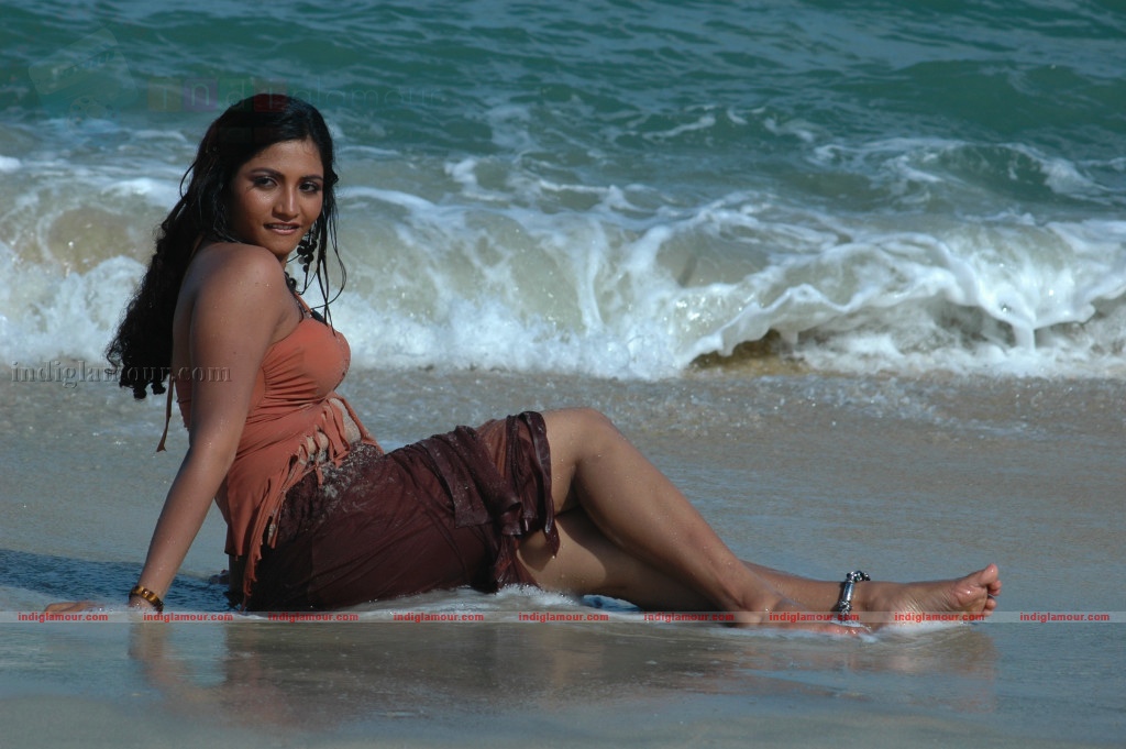 Gayatri Actress hd photo