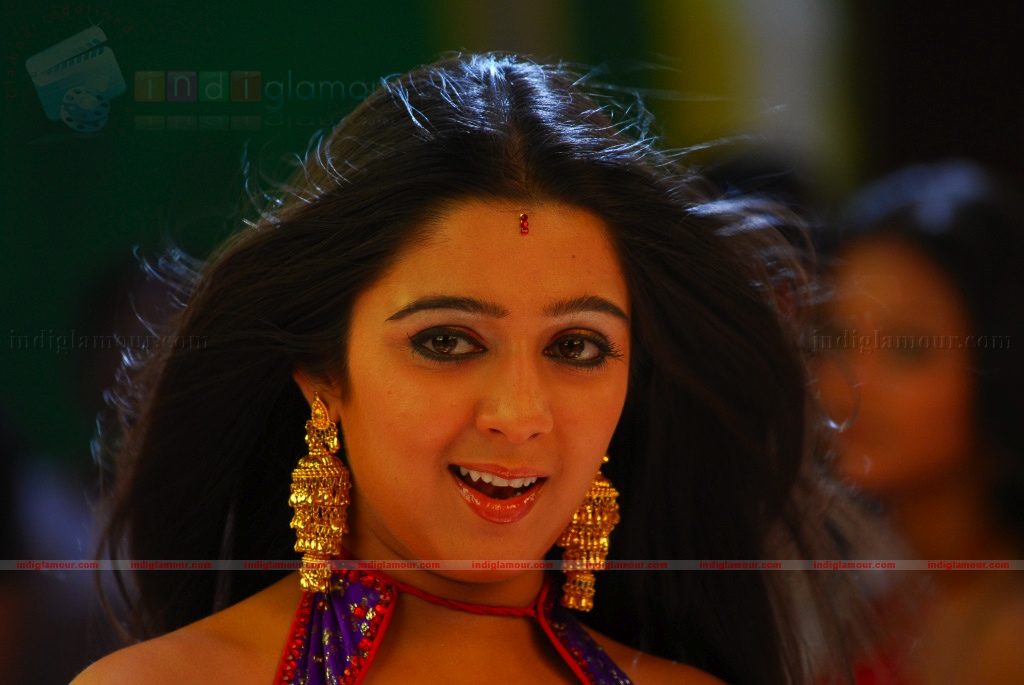 Charmi Actress hd photo