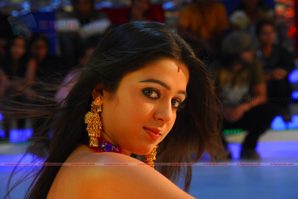 Charmi Actress hd photo