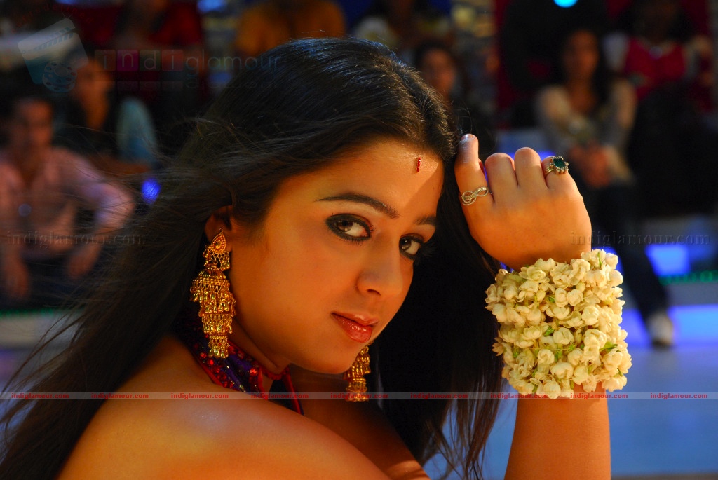 Charmi Actress hd photo