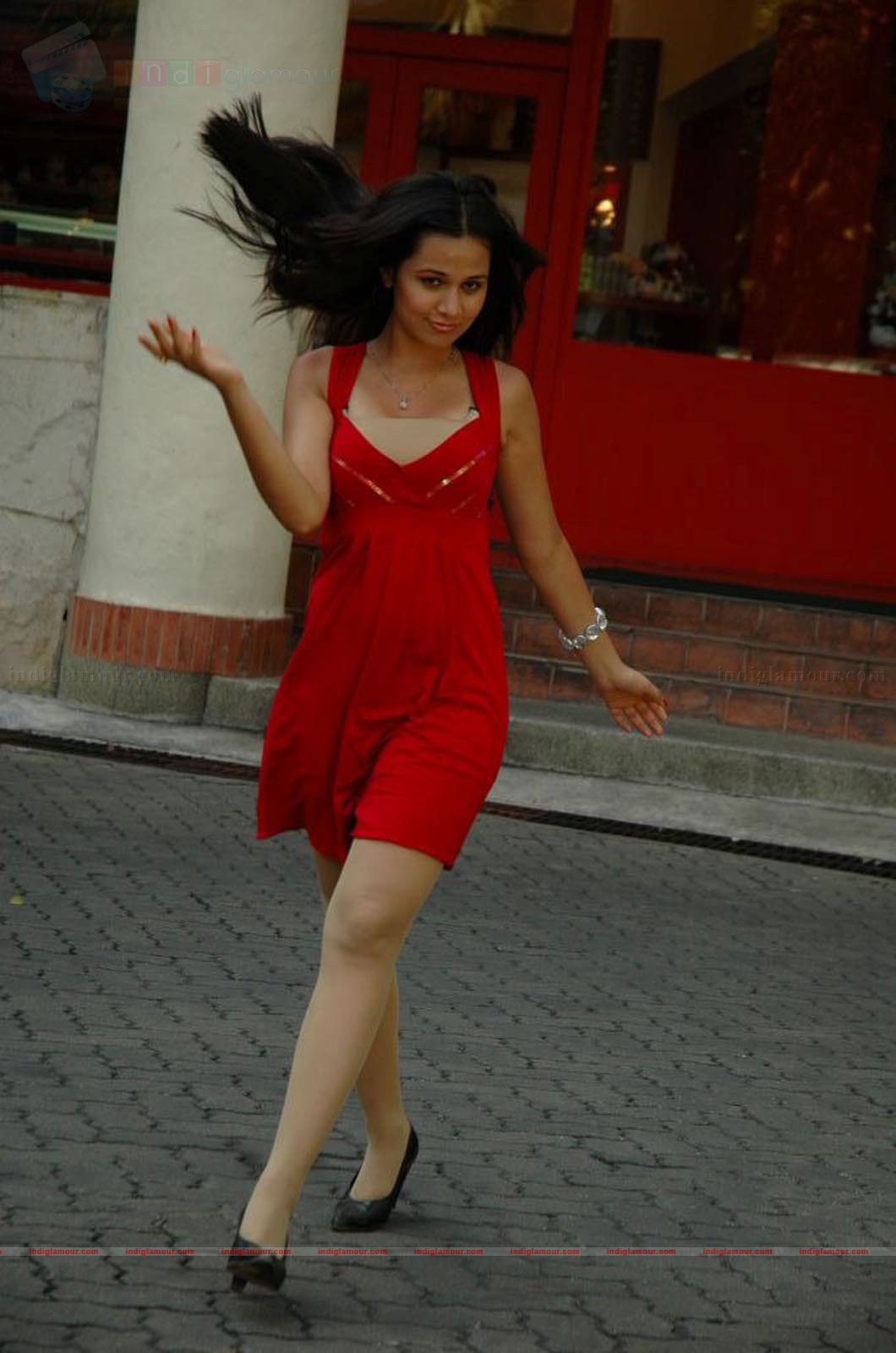 Nisha Kothari Actress hd photo