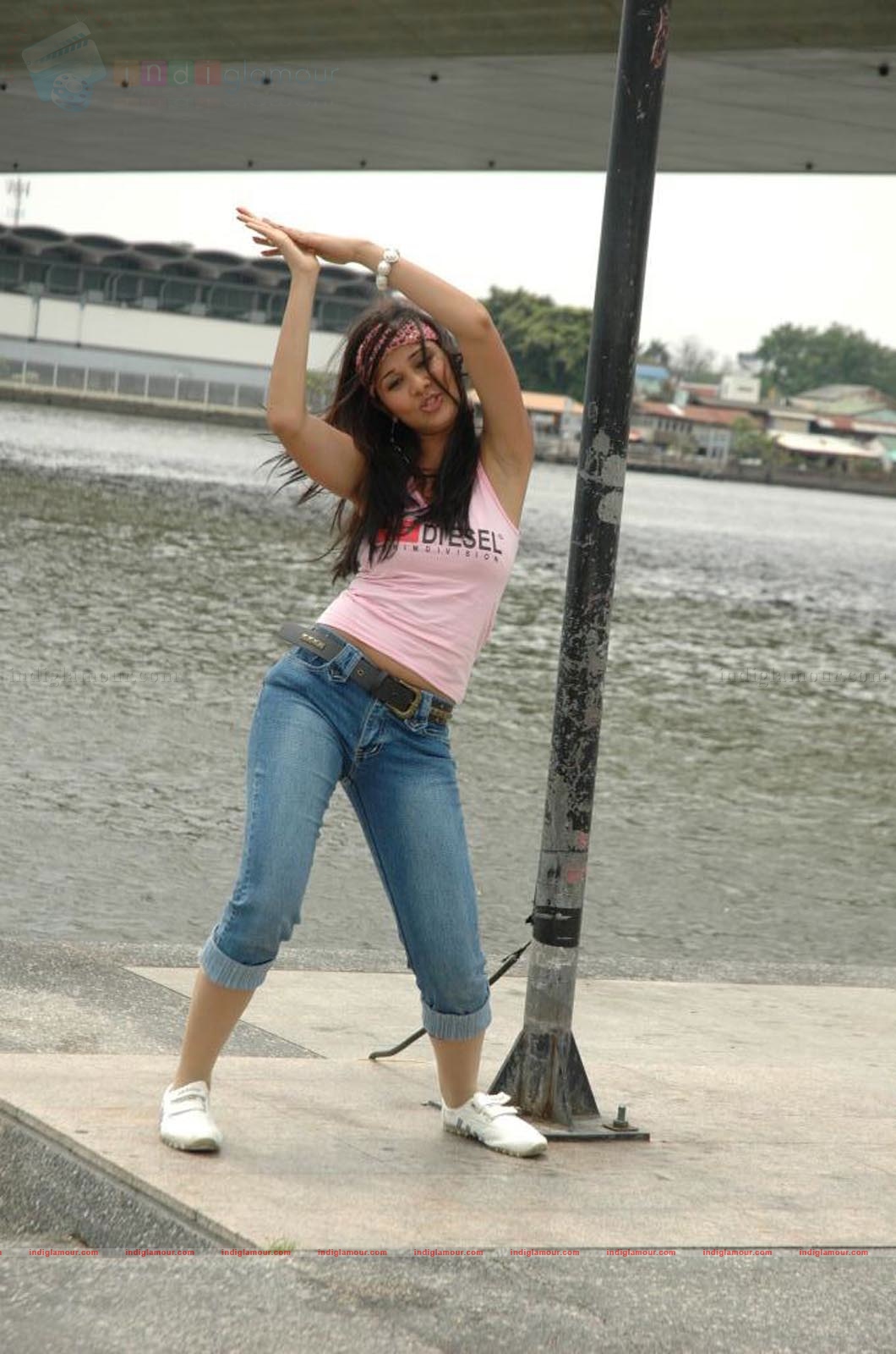 Nisha Kothari Actress hd photo