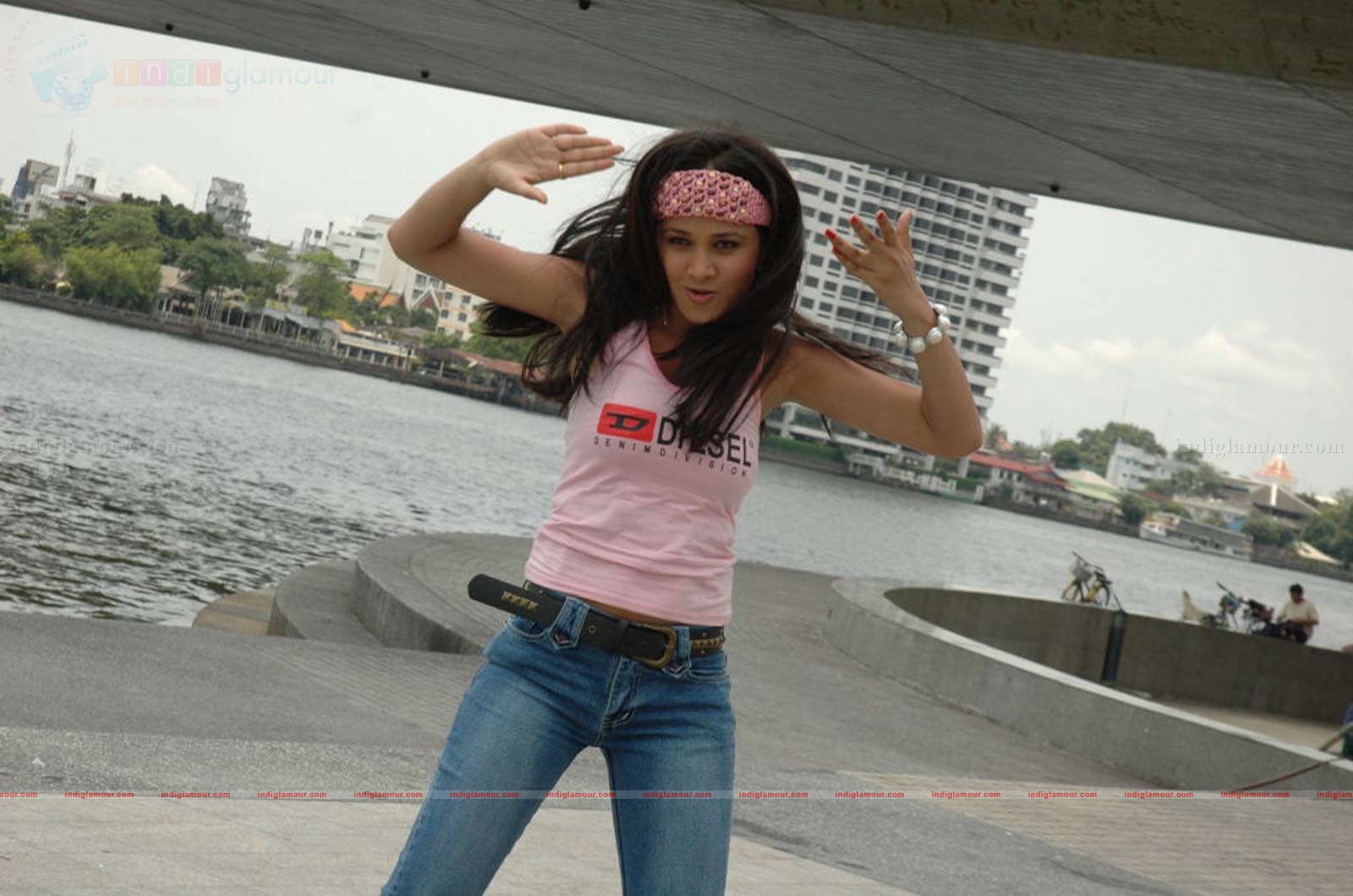 Nisha Kothari Actress hd photo