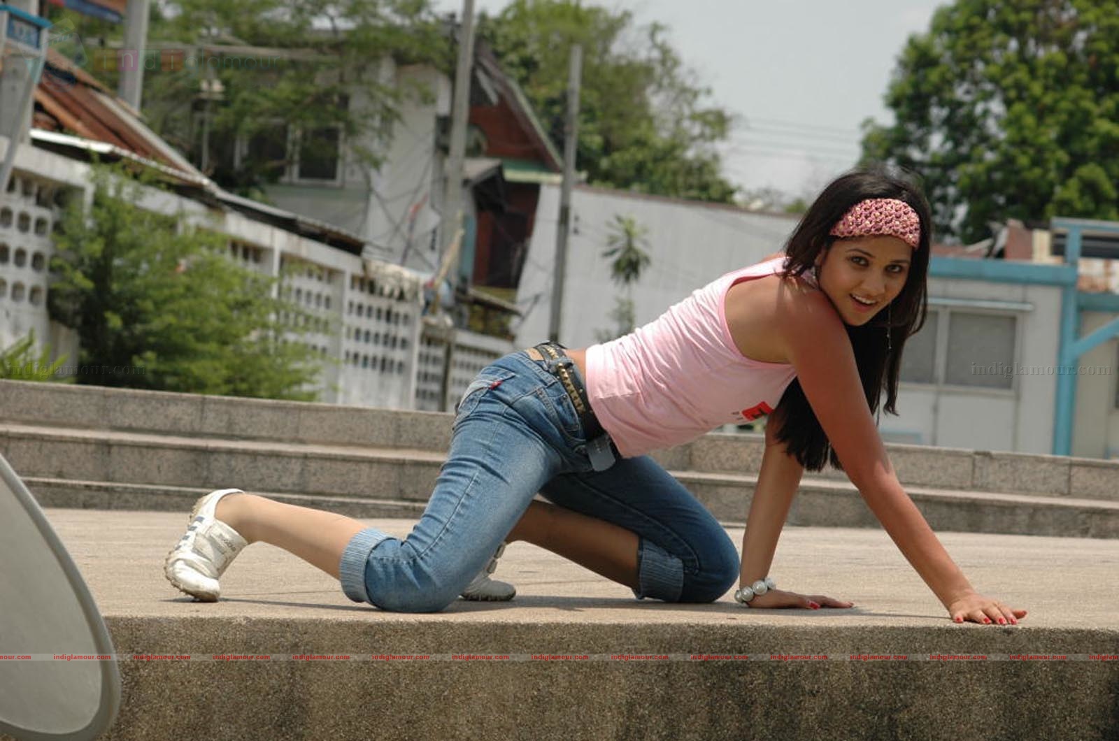 Nisha Kothari Actress hd photo