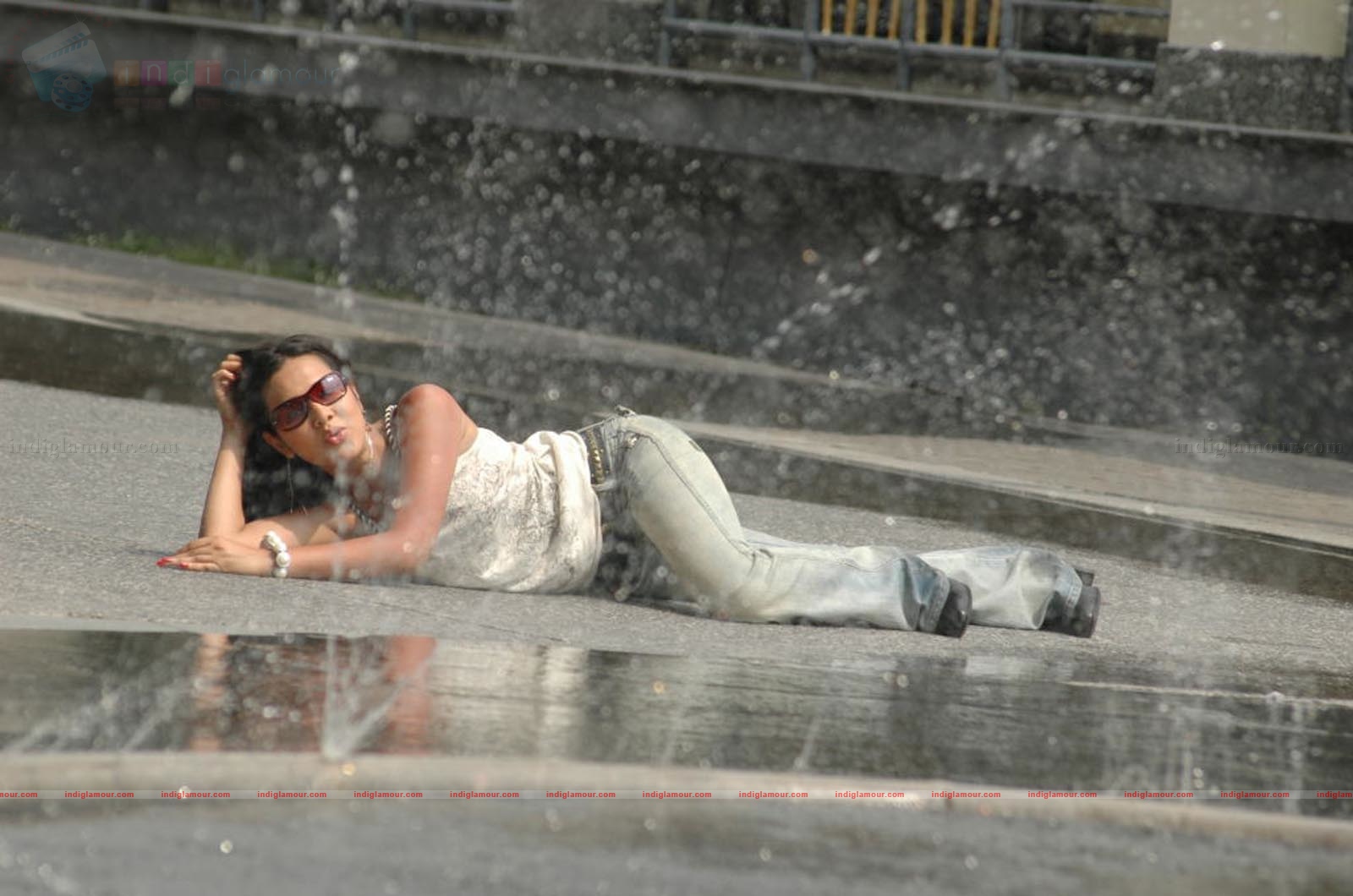Nisha Kothari Actress hd photo