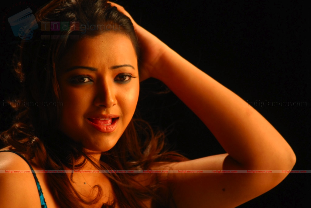 Shweta Basu Prasad Actress hd photo