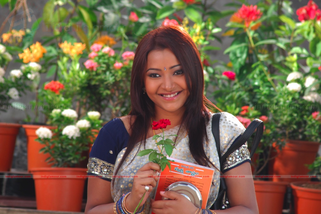 Shweta Basu Prasad Actress hd photo