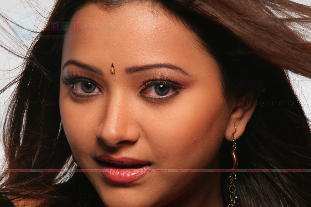 Shweta Basu Prasad Actress hd photo