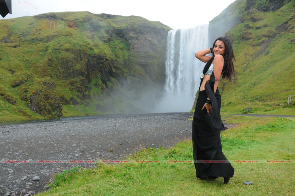 Trisha Actress hd photo