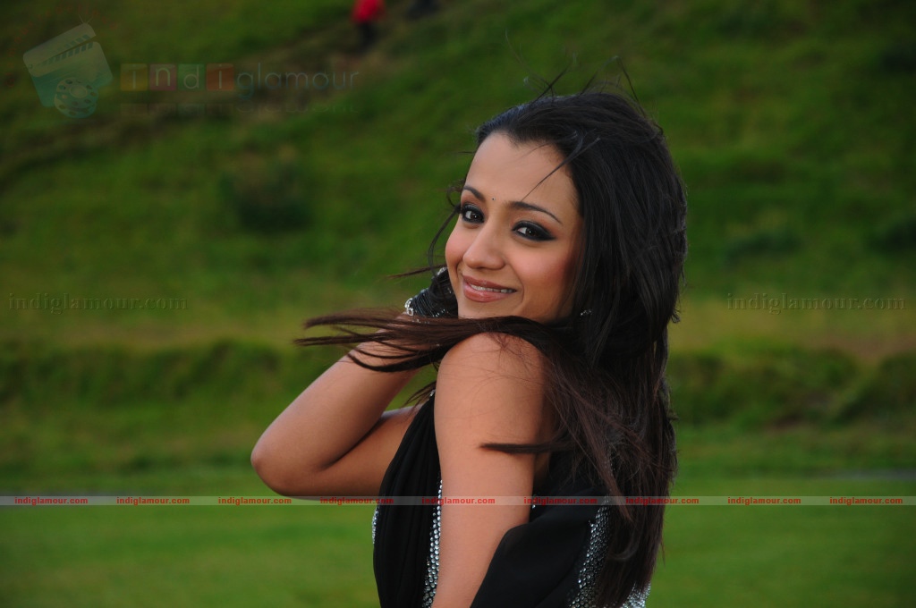 Trisha Actress hd photo