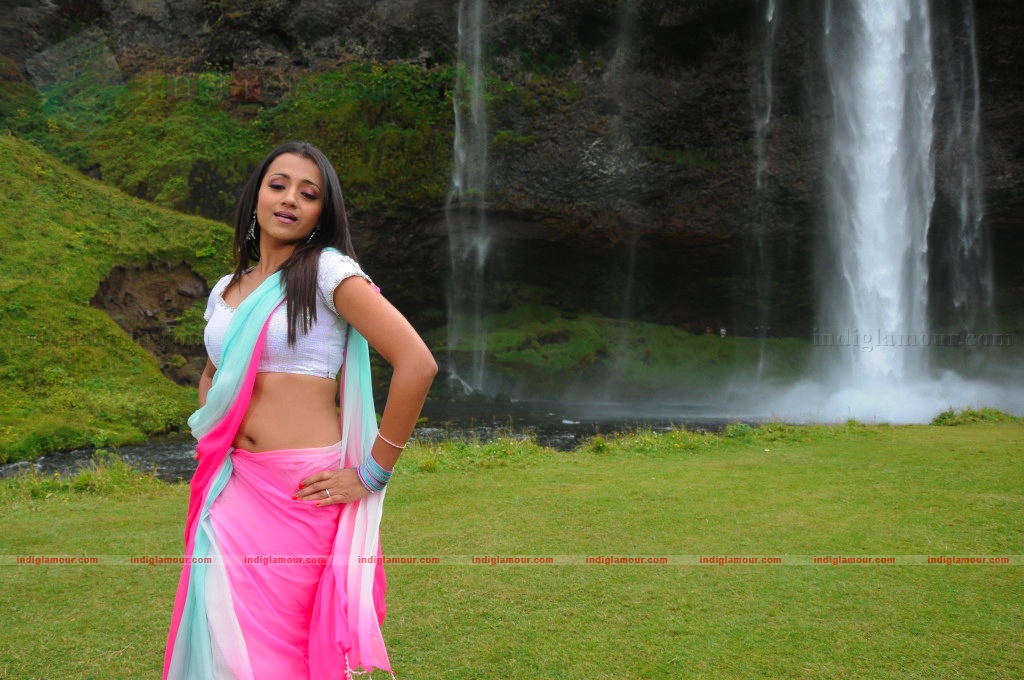 Trisha Actress hd photo