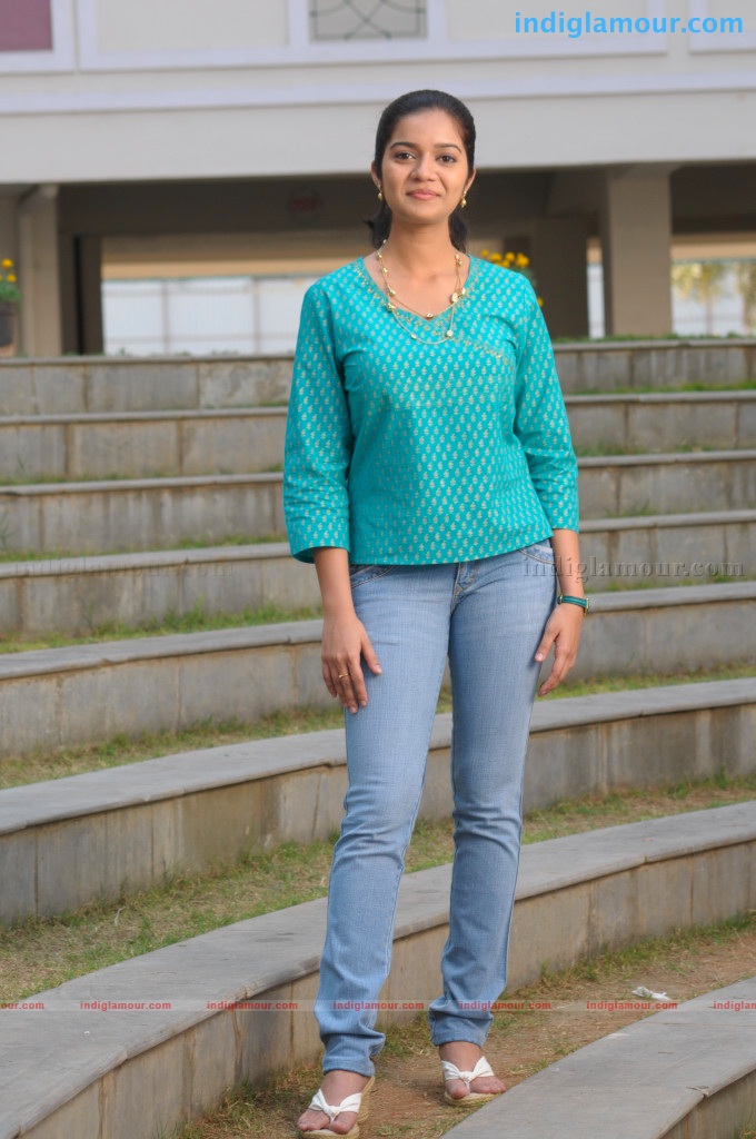 Swathi Actress hd photo