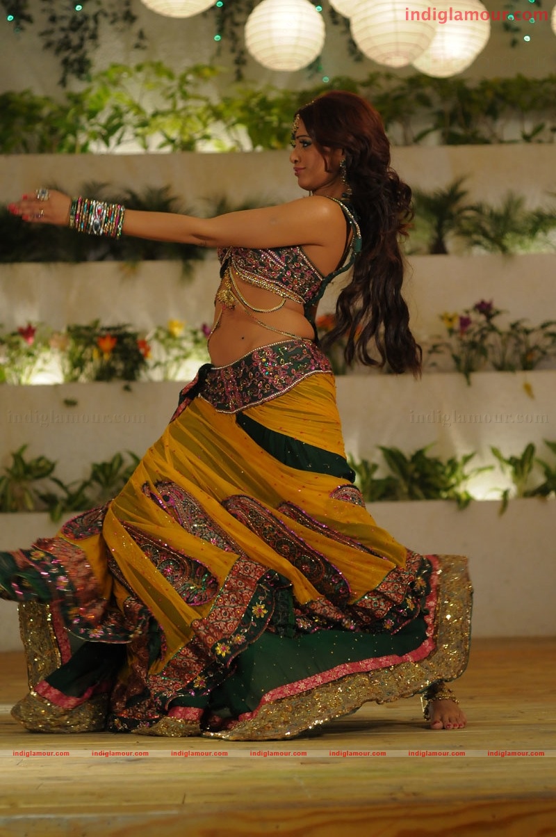 Udaya Bhanu Actress hd photo