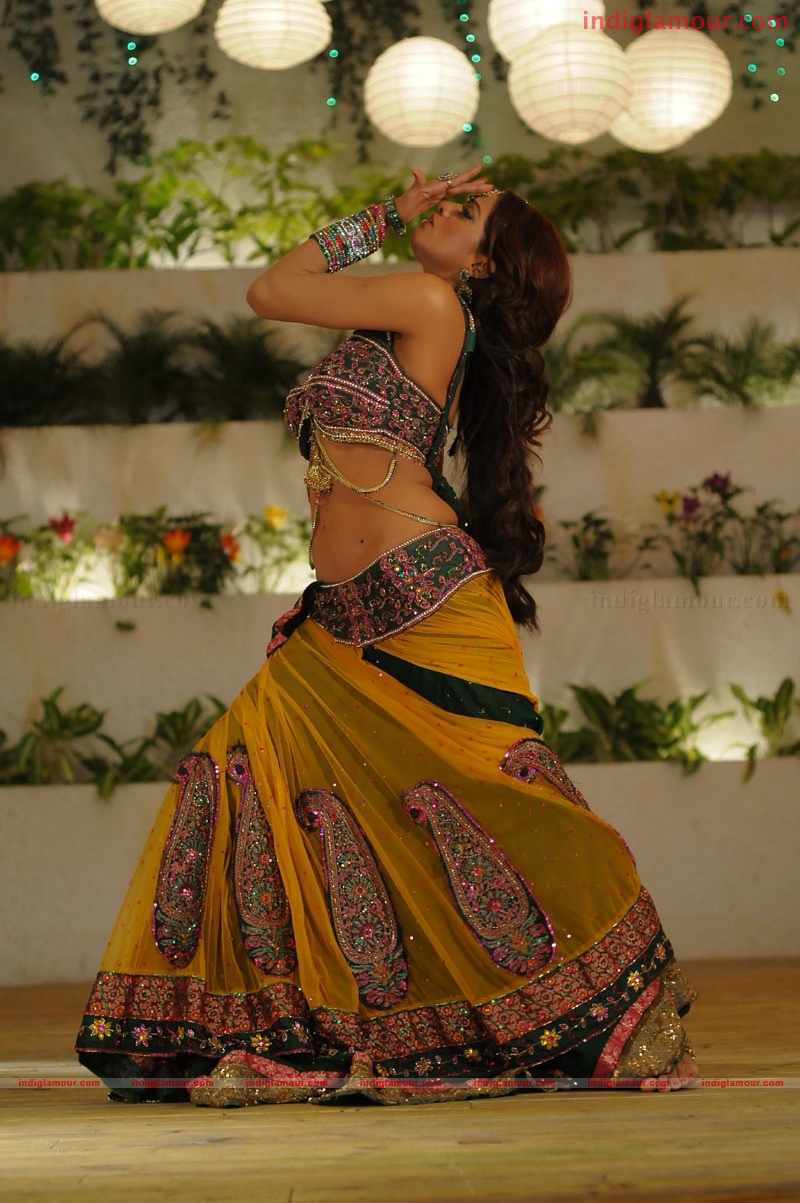 Udaya Bhanu Actress hd photo
