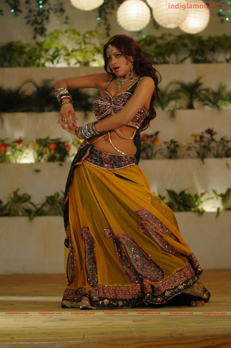 Udaya Bhanu Actress hd photo