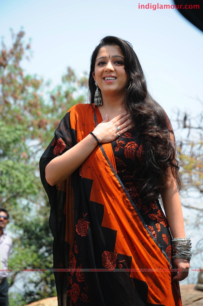 Charmi Actress hd photo