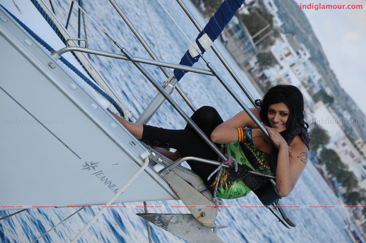 Mamta Mohandas Actress hd photo