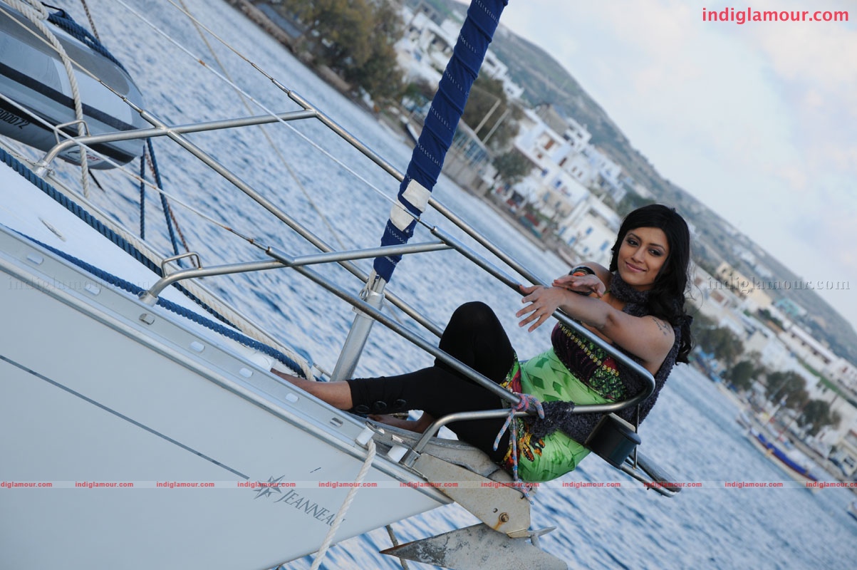 Mamta Mohandas Actress hd photo