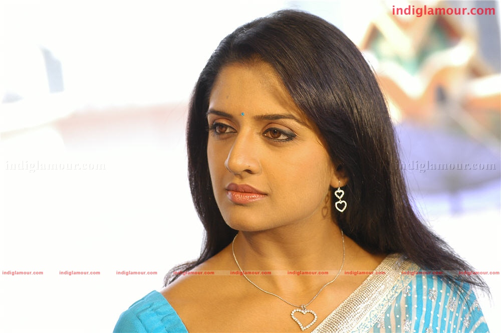 Vimala Raman Actress hd photo