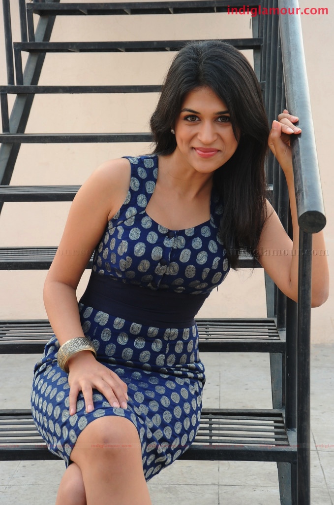 Shraddha Das Actress hd photo
