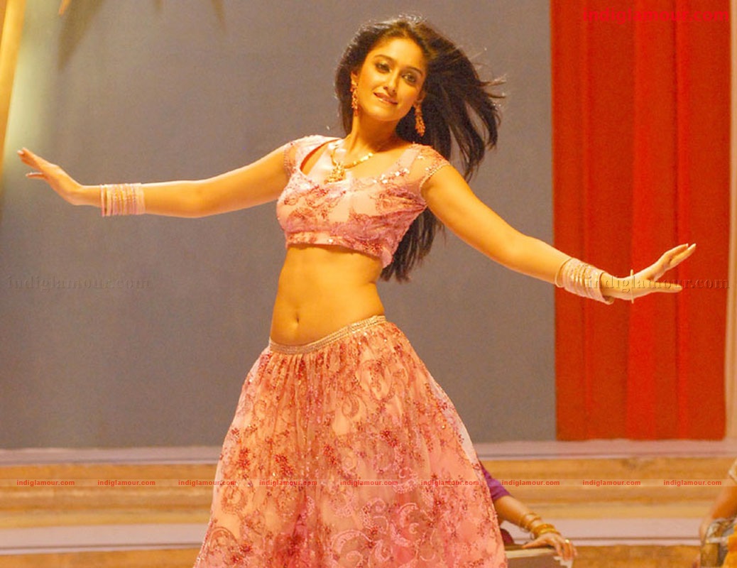 Ileana Actress hd photo
