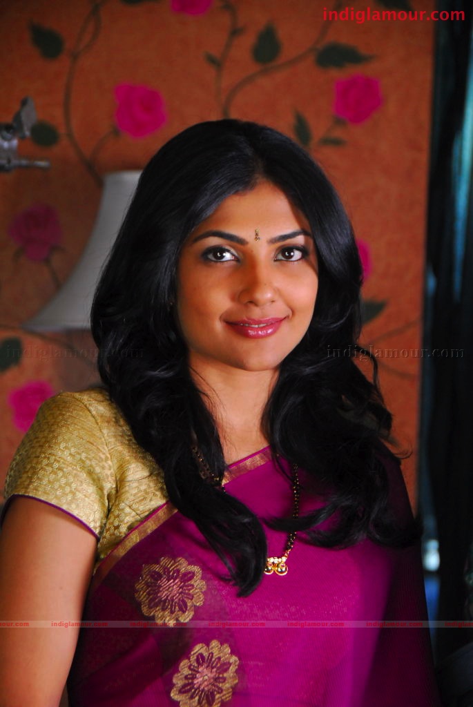 Kamalinee Mukherjee Actress hd photo