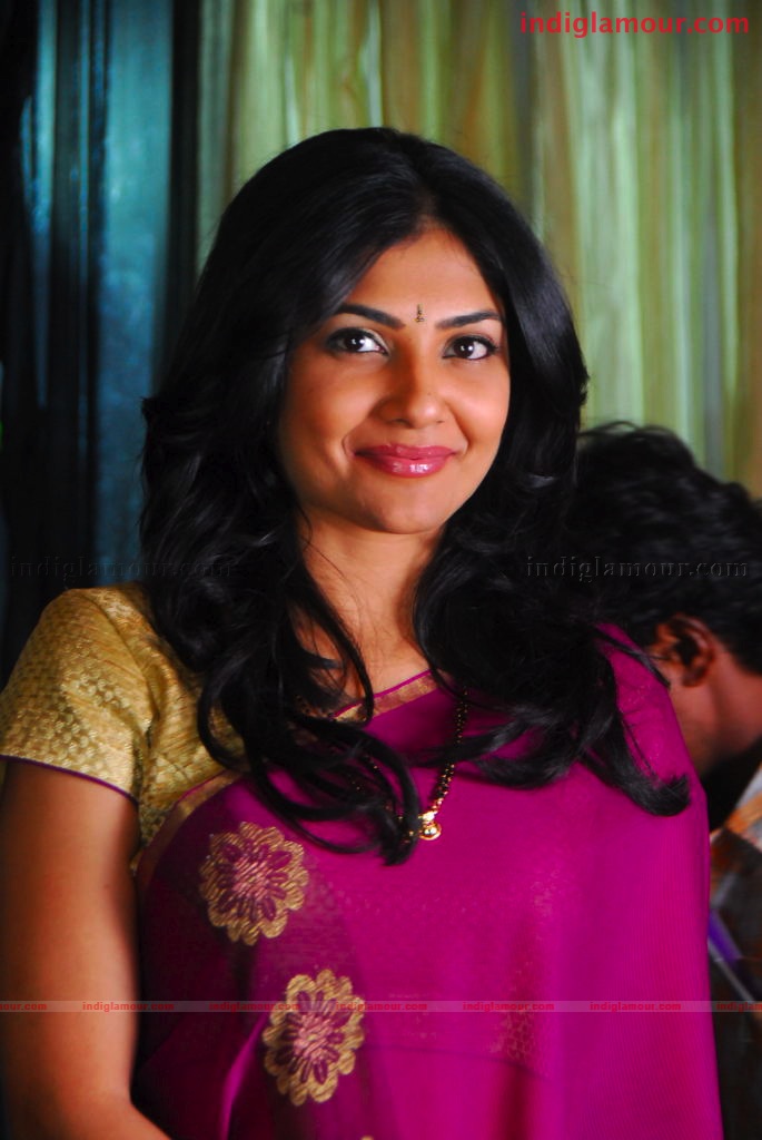 Kamalinee Mukherjee Actress hd photo