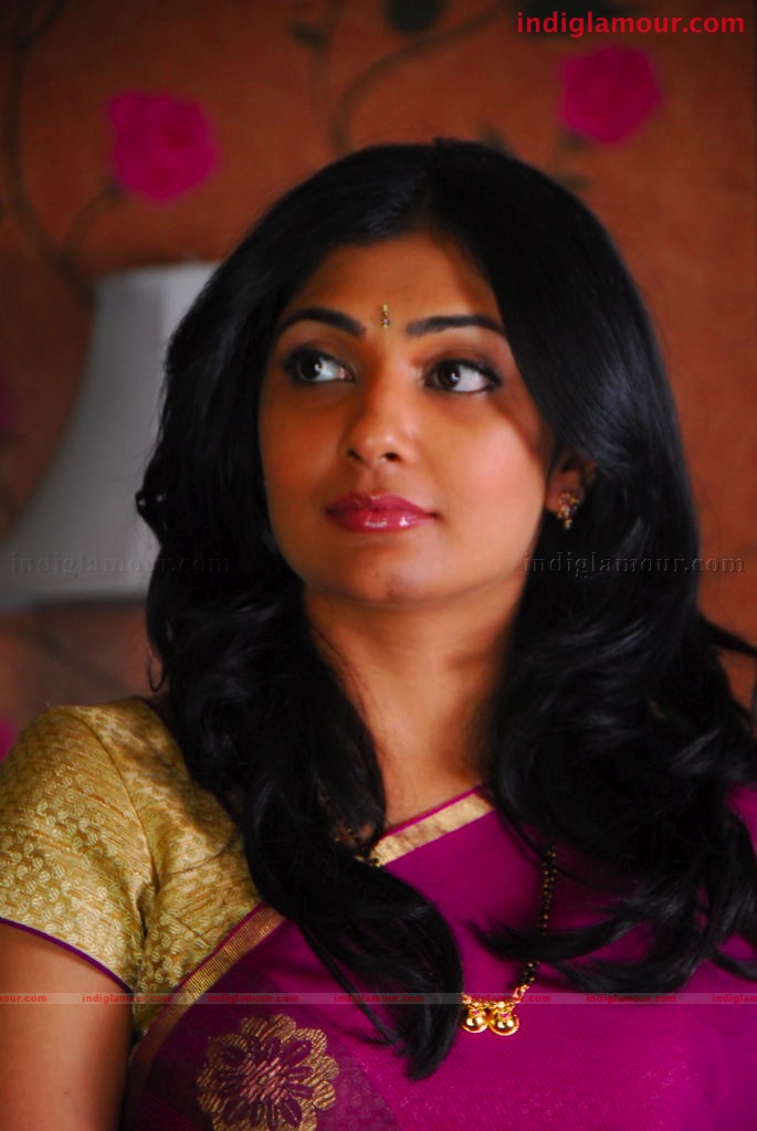 Kamalinee Mukherjee Actress hd photo
