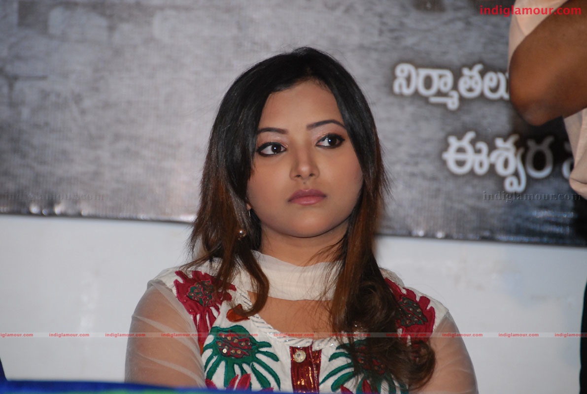 Shweta Basu Prasad Actress hd photo