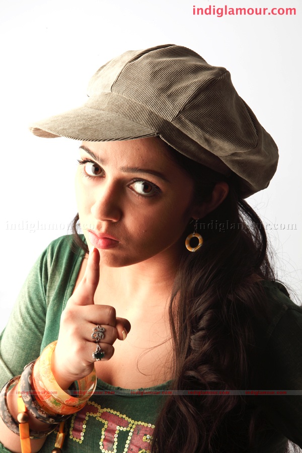 Charmi Actress hd photo