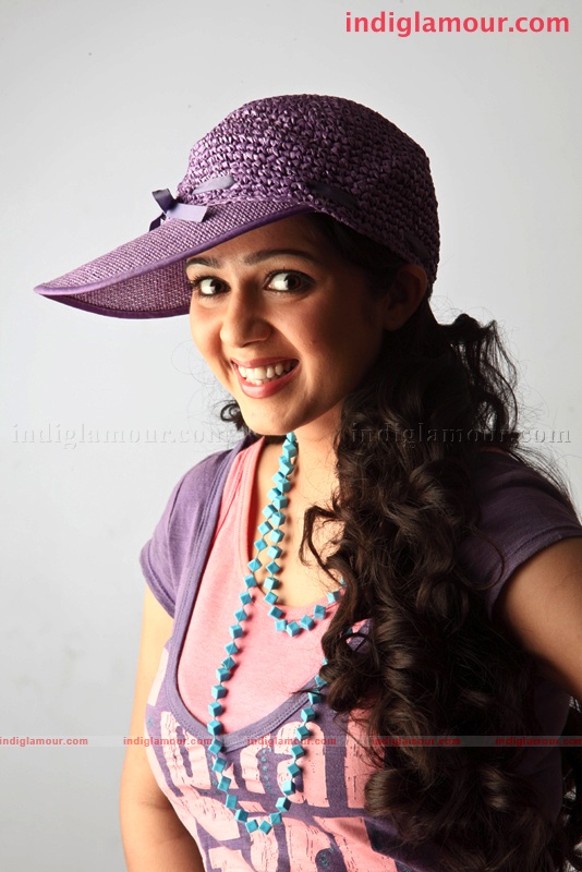 Charmi Actress hd photo