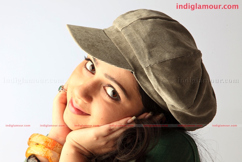 Charmi Actress hd photo