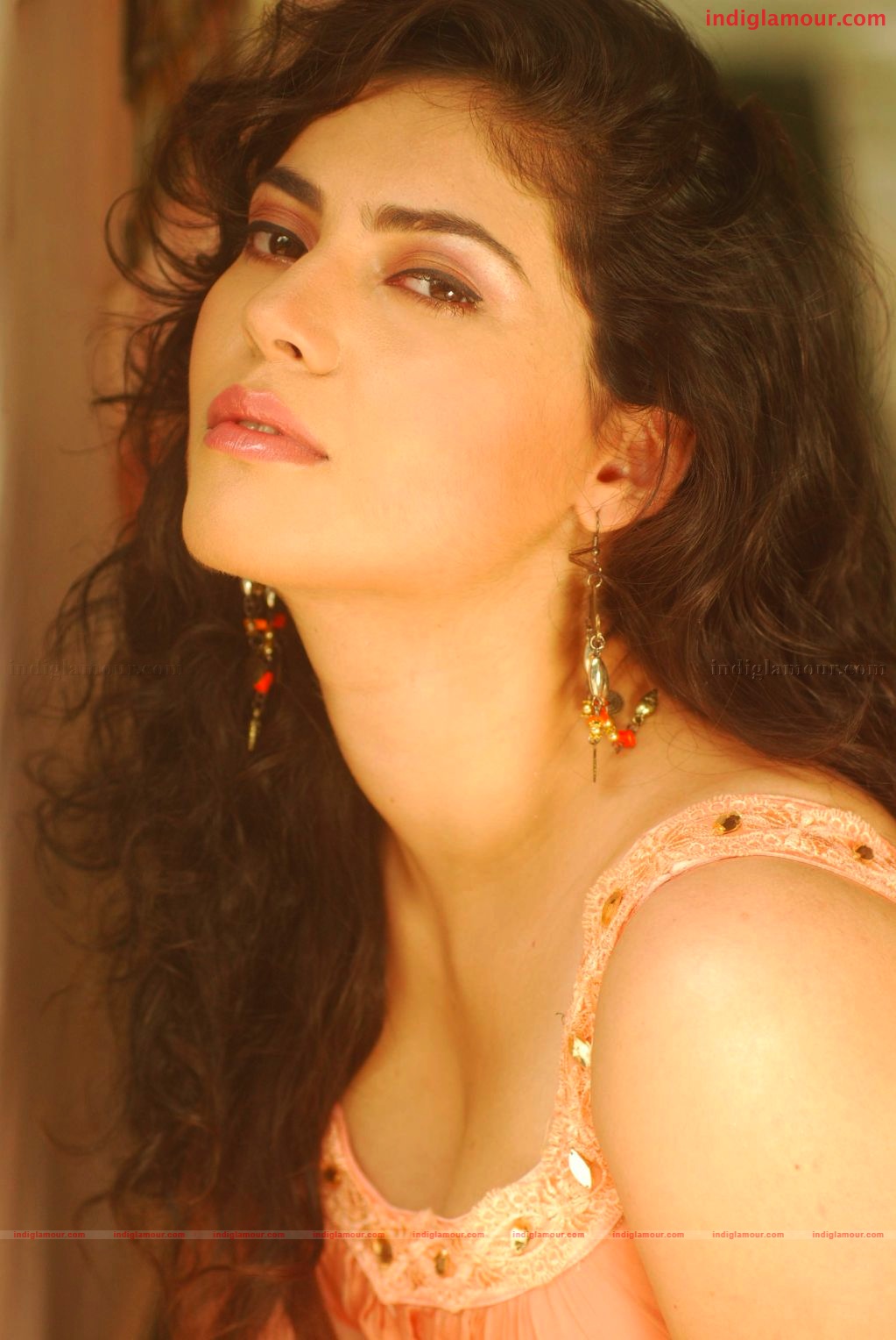Shirin Actress hd photo