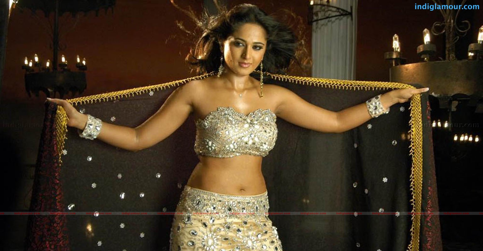 Anushka Actress hd photo