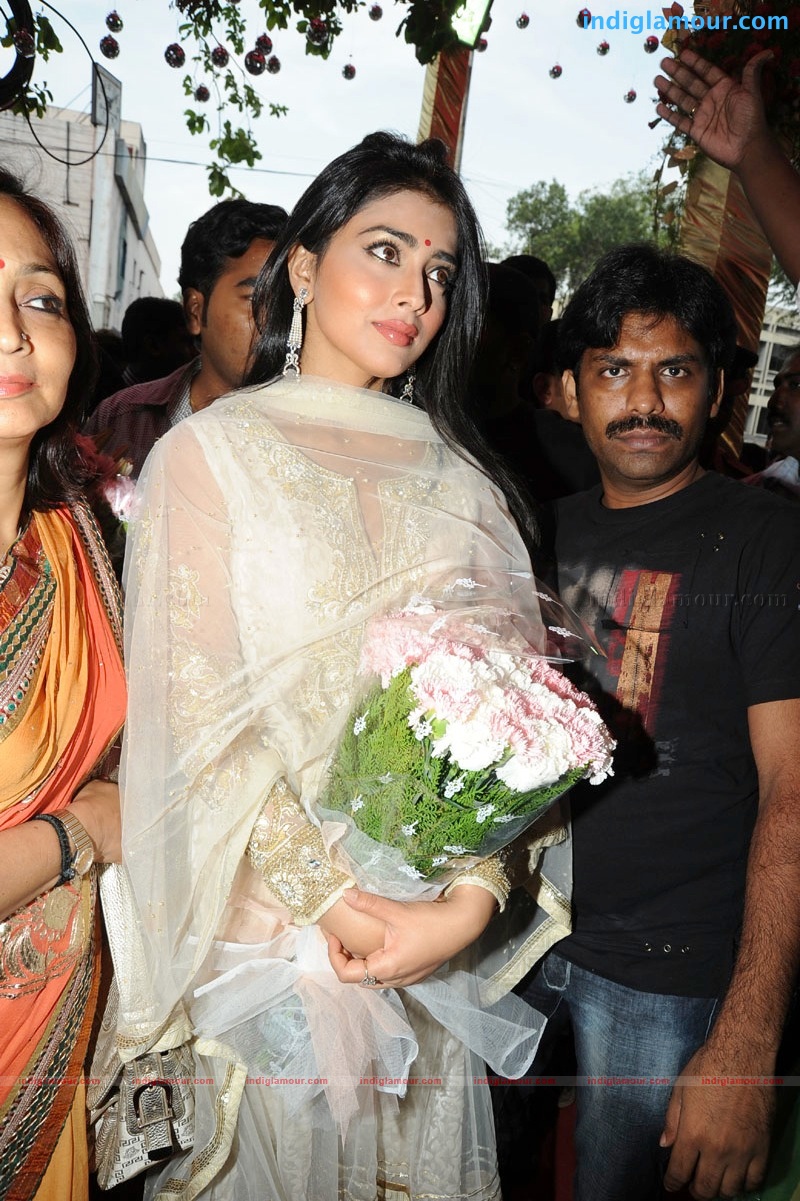 Shriya Saran Actress hd photo