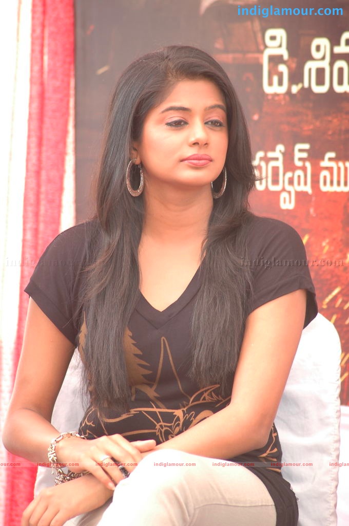 Priyamani Actress hd photo