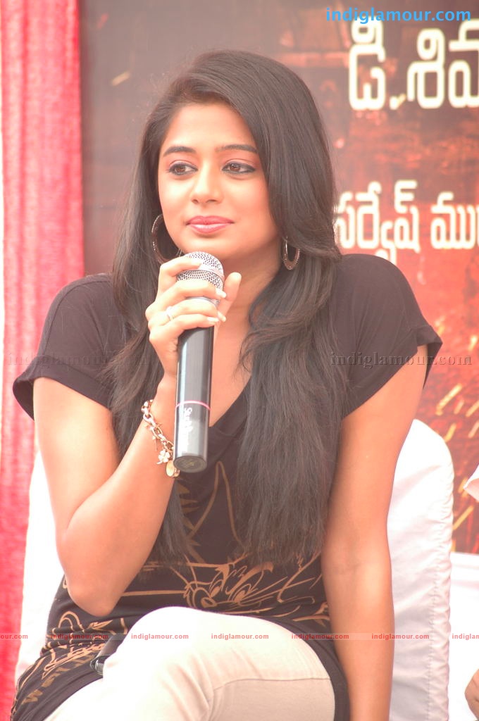 Priyamani Actress hd photo