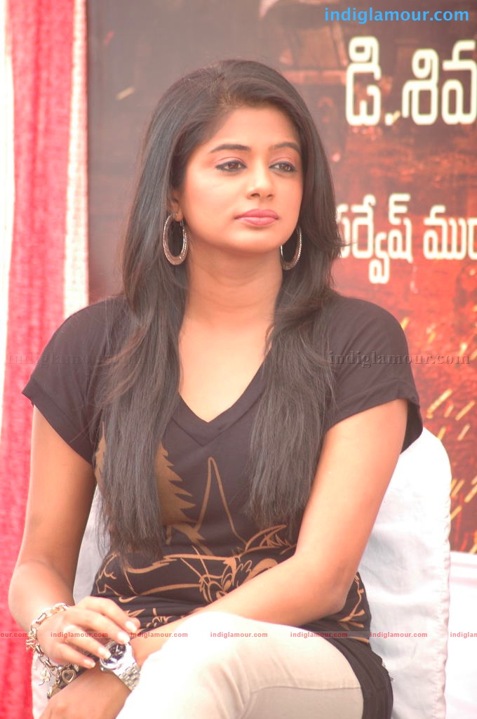 Priyamani Actress hd photo