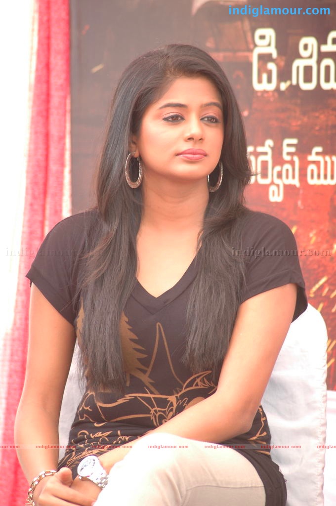Priyamani Actress hd photo