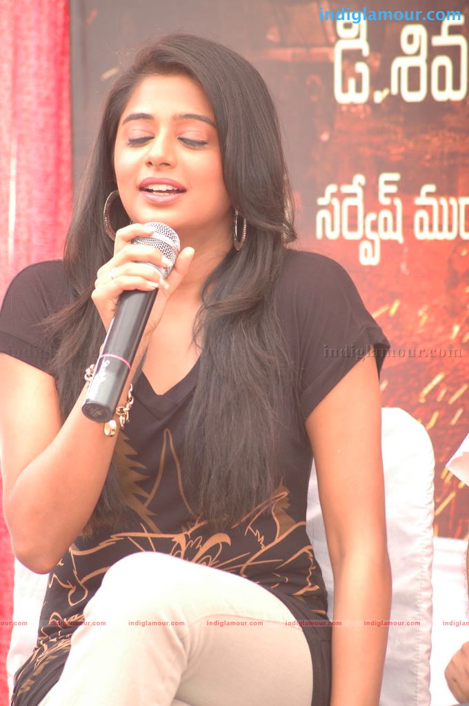 Priyamani Actress hd photo
