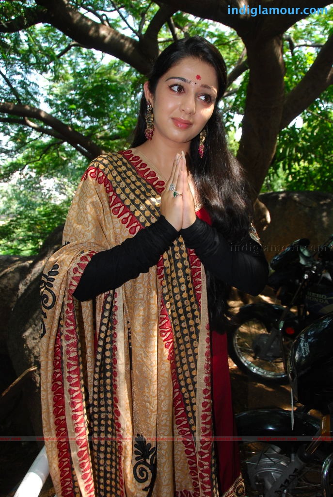 Charmi Actress hd photo