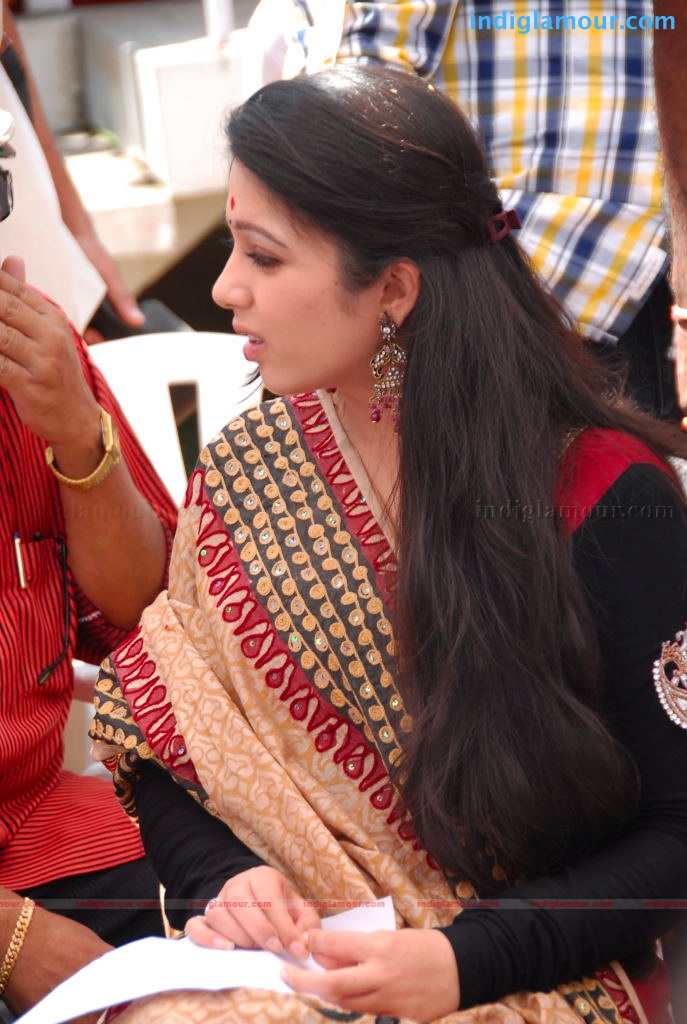 Charmi Actress hd photo