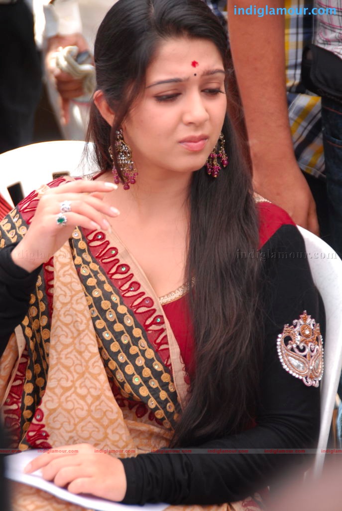 Charmi Actress hd photo