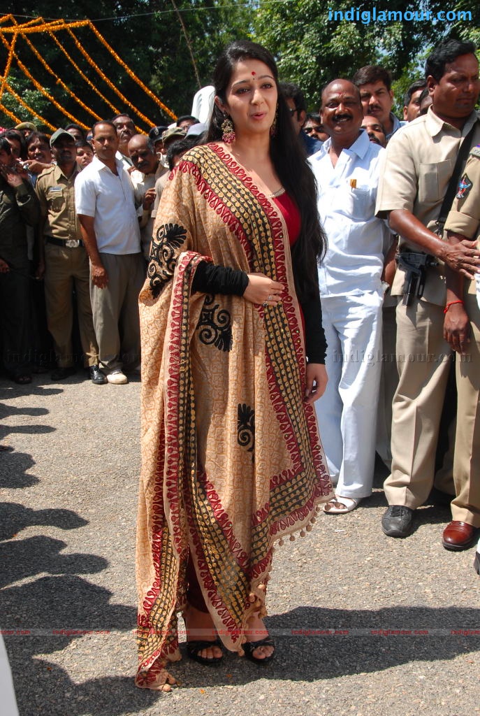 Charmi Actress hd photo