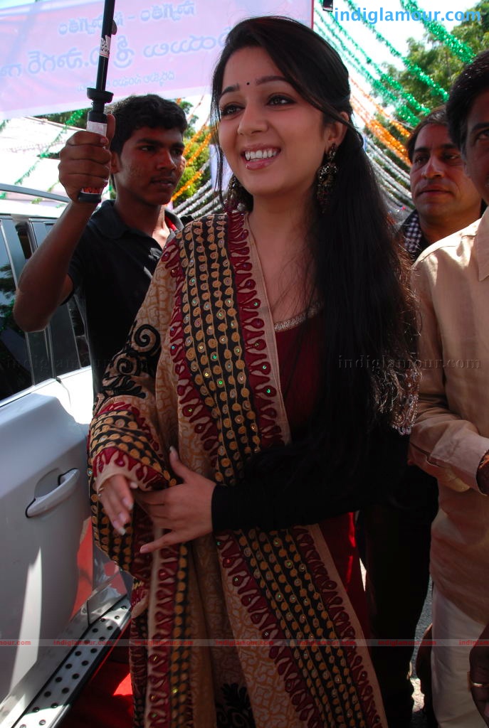 Charmi Actress hd photo